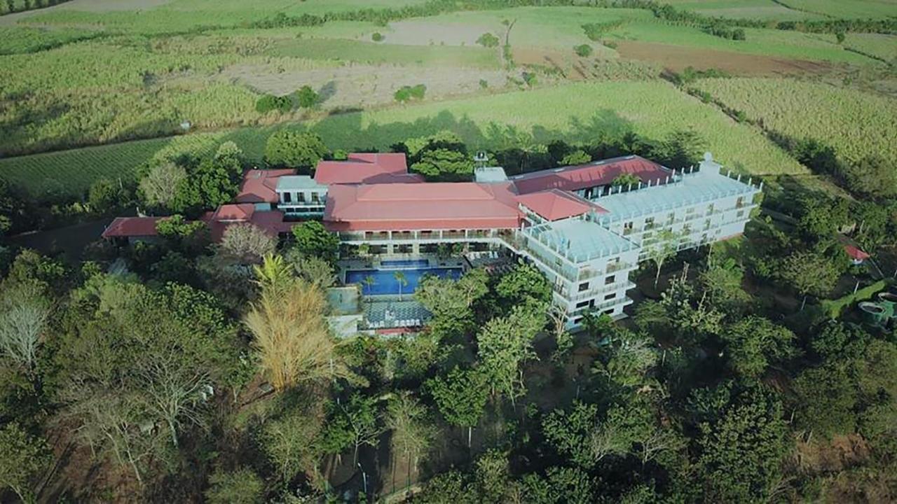 Centauria Wild Hotel Udawalawe Luaran gambar