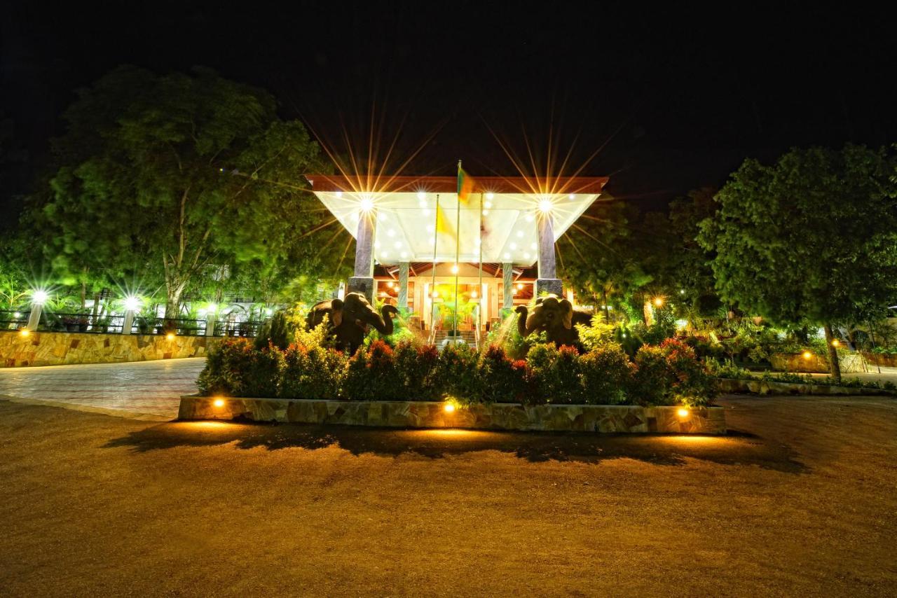 Centauria Wild Hotel Udawalawe Luaran gambar