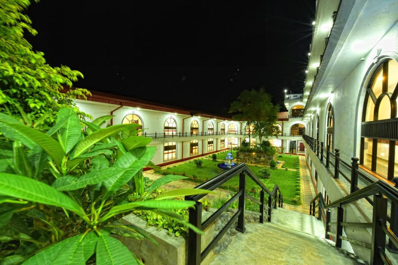 Centauria Wild Hotel Udawalawe Luaran gambar