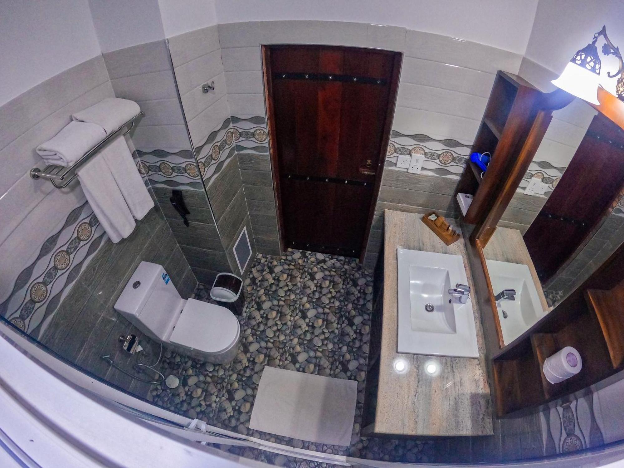 Centauria Wild Hotel Udawalawe Luaran gambar