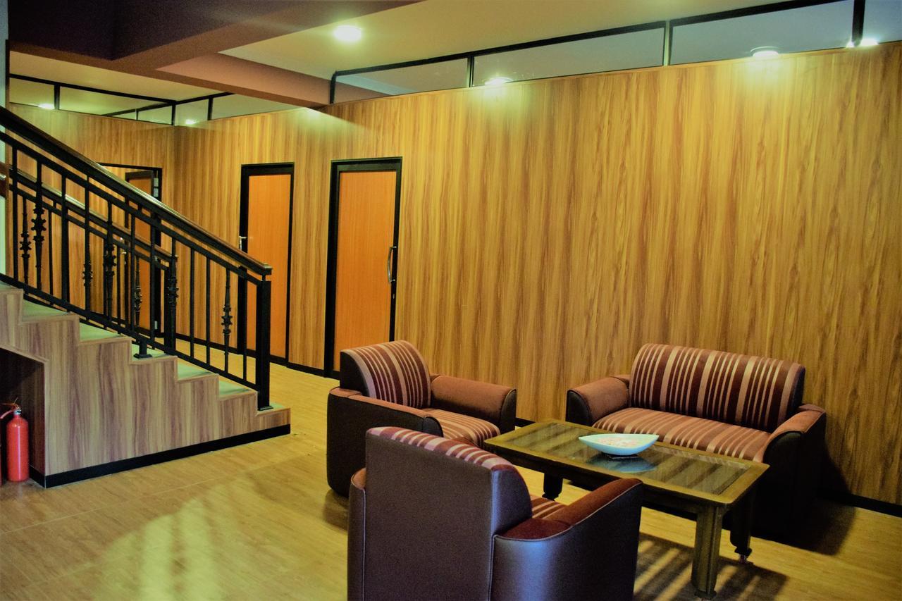 Centauria Wild Hotel Udawalawe Luaran gambar