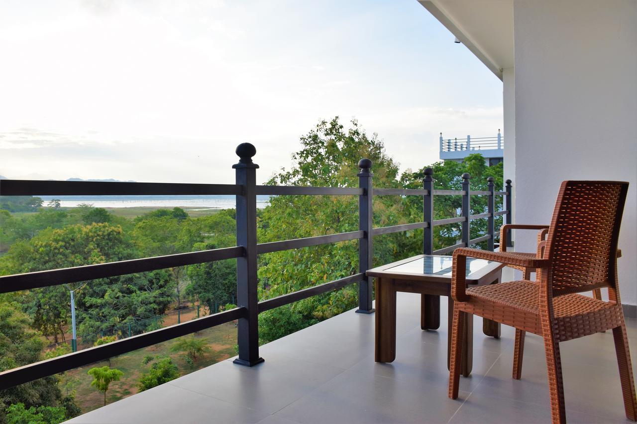 Centauria Wild Hotel Udawalawe Luaran gambar